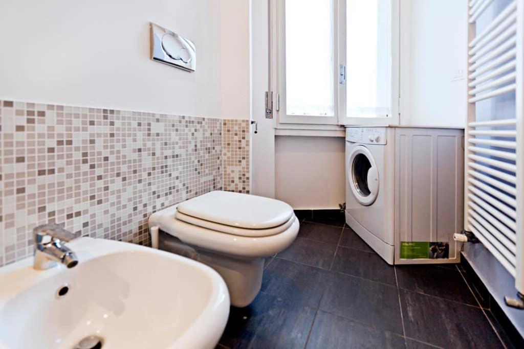 Milan Downtown - The Flat Apartment Екстериор снимка